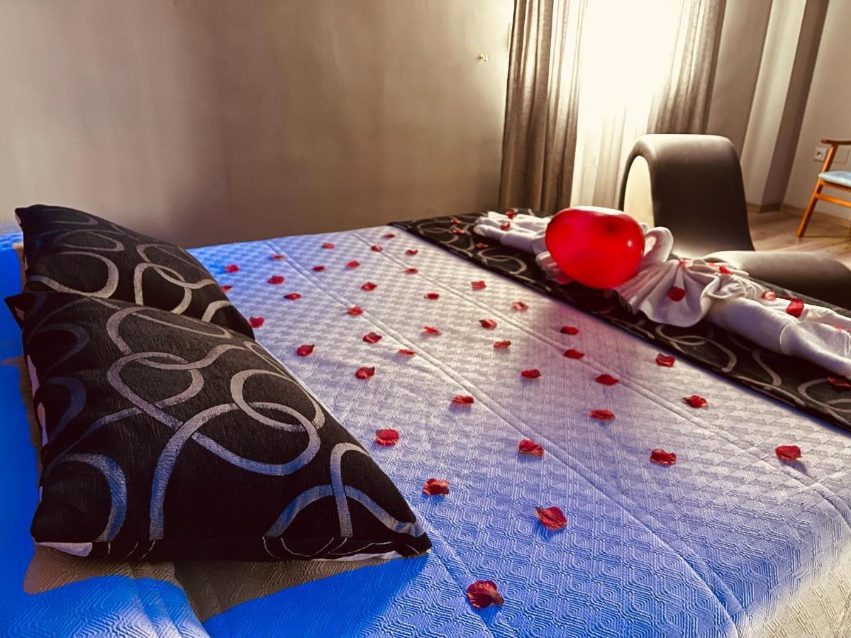 La Siesta Motel Villamarciel Dış mekan fotoğraf