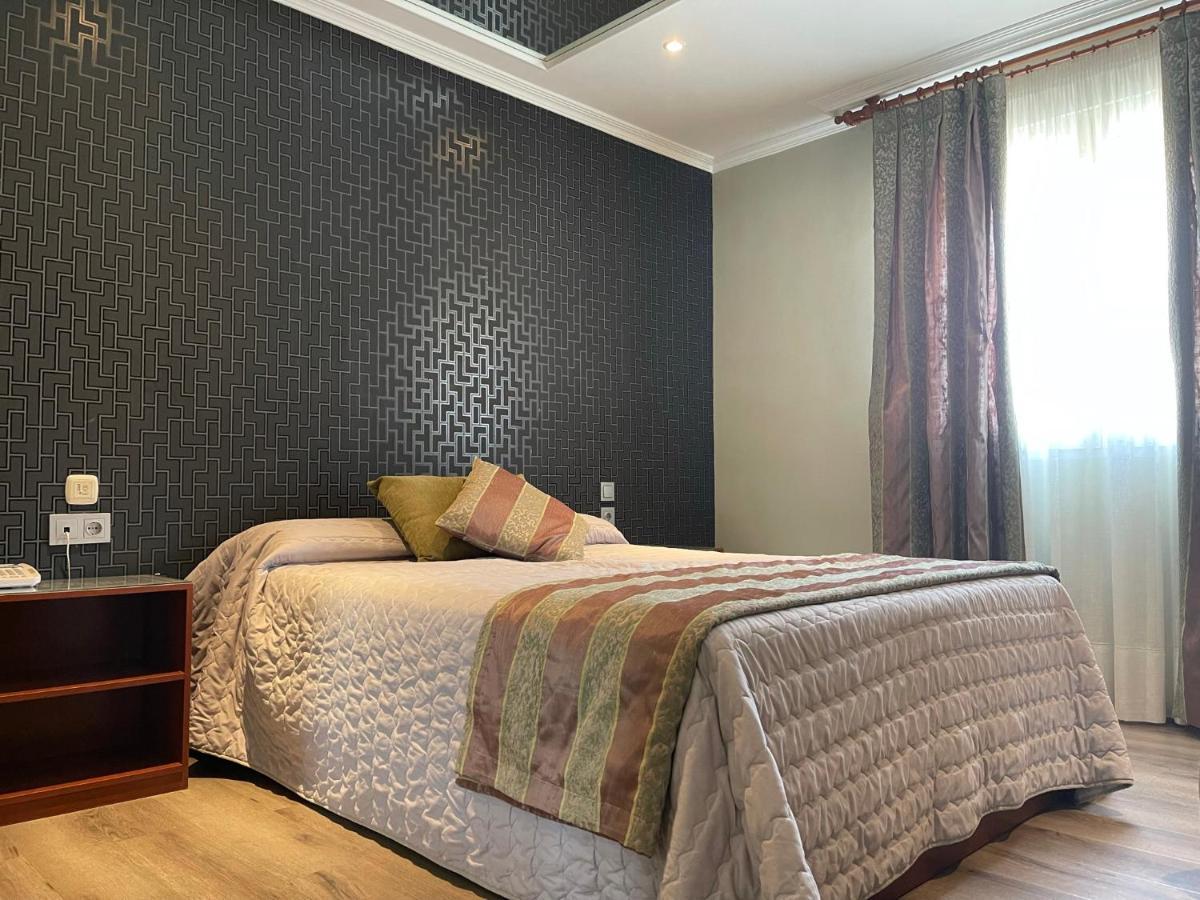 La Siesta Motel Villamarciel Dış mekan fotoğraf