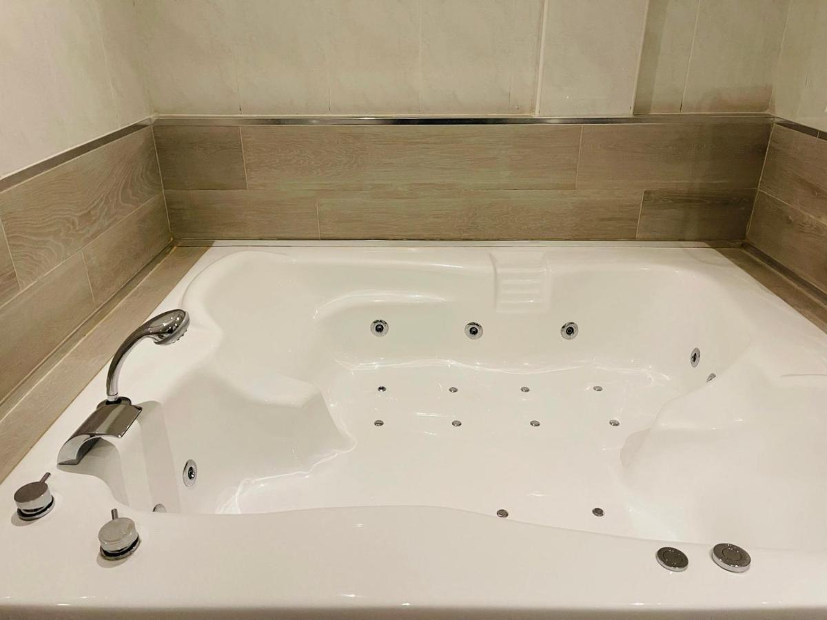 La Siesta Motel Villamarciel Dış mekan fotoğraf