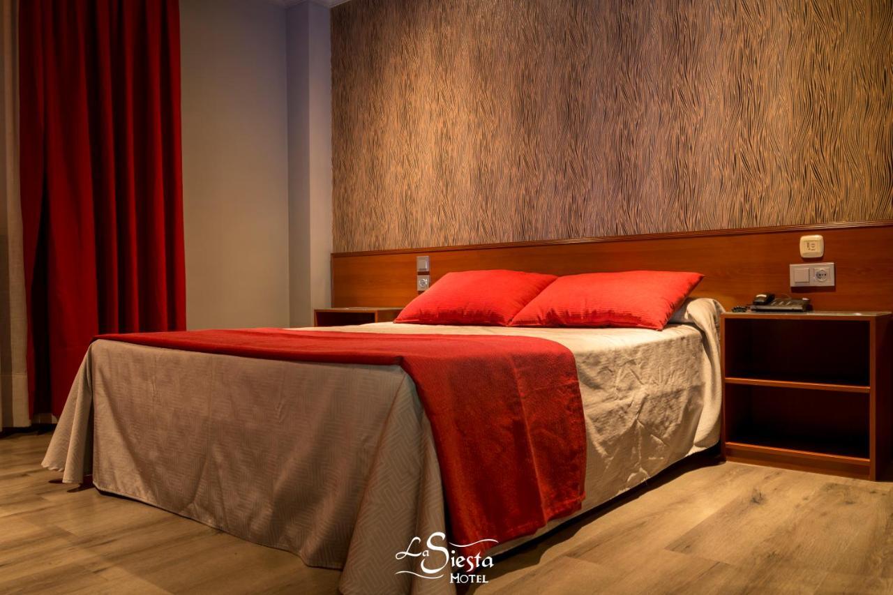 La Siesta Motel Villamarciel Dış mekan fotoğraf